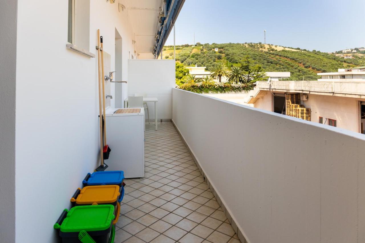 Ferienwohnung Smart And Sea Tortoreto Exterior foto